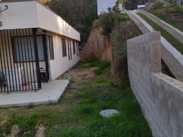 Casa en venta en Amplia Casa con Terreno, Sector Cruce Lo Orozco, Quilpue - 4 dormitorios, 3 baños