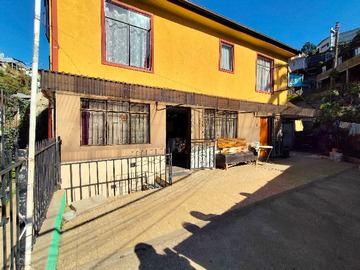 Casa en venta en Valparaiso, Valparaíso - 4 dormitorios, 2 baños