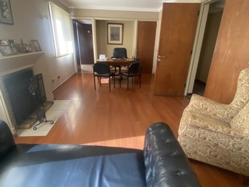 Casa en venta en Miraflores bajo, Viña del Mar - 6 dormitorios, 2 baños