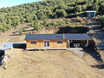 Terreno en venta en Gran Parcela con Impecable Construcción (127670), Lonquimay - 1 dormitorio, 2 baños