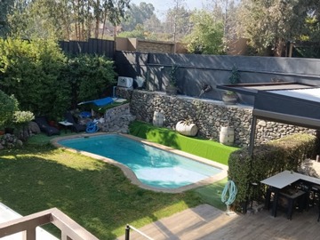 Casa en arriendo mensual en Quilin norte con alvaro casanova, Peñalolén - 4 dormitorios, 4 baños