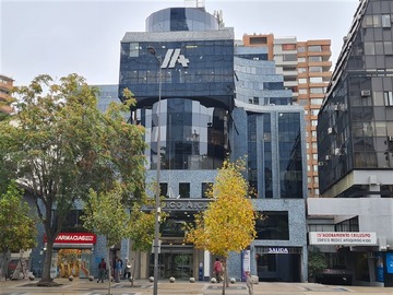 Local Comercial en venta en Apoquindo Las Torcazas, Metro Alcántara, Las Condes - 1 baño