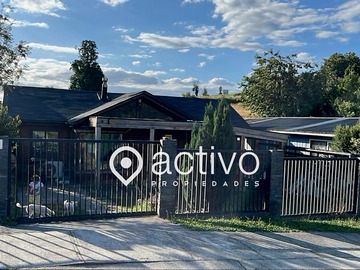 Casa en venta en Balmaceda, Futrono - 3 dormitorios, 2 baños