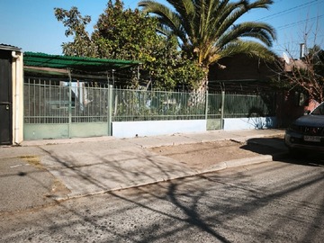 Casa en venta en Antonia silva, Recoleta - 3 dormitorios, 1 baño
