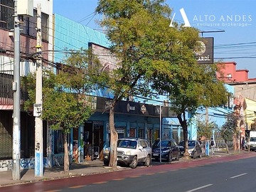 Local Comercial en venta en Donde se encuentra la distribuidora "EL CIELO", Santiago - 2 baños