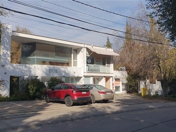 Local Comercial en arriendo mensual en Huinganal esquina camino del pregonero, Lo Barnechea - 2 baños