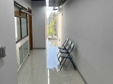 Oficina en arriendo mensual en Arriendo de oficina con estacionamiento (166152), Temuco - 1 baño