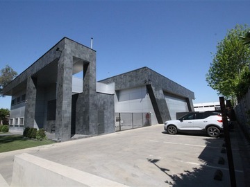Oficina en venta en Blvd Aeropuerto// Núcleo Empresarial ENEA // Rio Refugio, Pudahuel - 7 dormitorios, 5 baños