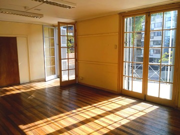 Oficina en venta en Álvarez, Viña del Mar - 10 dormitorios, 4 baños