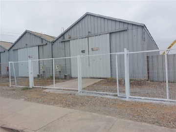 Local Comercial en arriendo mensual en Barrio industrial, Coquimbo - 2 baños