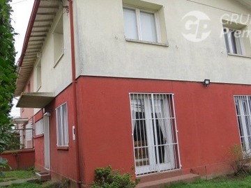 Casa en venta en España esquina Villarrica N°0682 Temuco., Temuco - 4 dormitorios, 2 baños