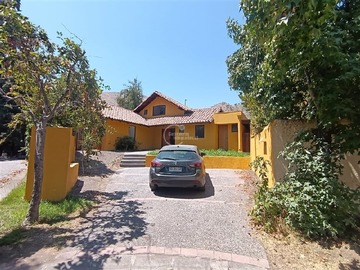Casa en venta en Condominio los ciruelos ppw, Huechuraba - 5 dormitorios, 3 baños