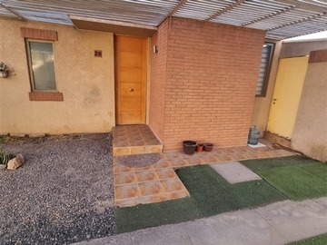 Casa en venta en Francisco Bilbao y Pasaje Vecinal, Calama - 4 dormitorios, 3 baños