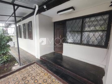 Casa en venta en Cádiz, Conchalí - 3 dormitorios, 1 baño