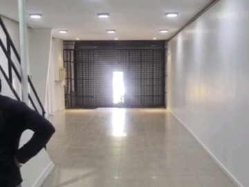 Local Comercial en arriendo mensual en Ref av independencia alt. 600 comuna independencia, Independencia - 3 dormitorios, 1 baño