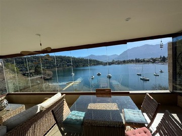 Departamento en venta en Exclusivo departamento condominio Aiwinco con playa y marina a pasos del centro, Pucón - 4 dormitorios, 3 baños