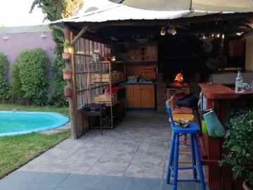 Casa en venta en Pasaje 1 lo ovalle la cisterna, La Cisterna - 4 dormitorios, 2 baños