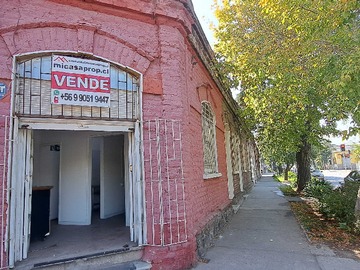 Casa en venta en Fray Luis De La Peña - Ideal Comercio (87749), Santiago - 3 dormitorios, 3 baños