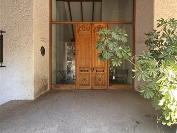 Casa en venta en Condominio Los Quillayes, Lo Barnechea - 4 dormitorios, 4 baños