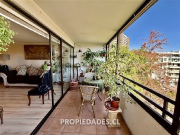 Departamento en venta en Av. Apoquindo / Av. Manquehue Sur / Apumanque, Las Condes - 3 dormitorios, 3 baños