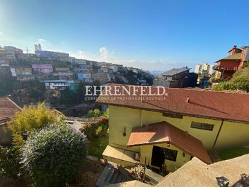 Casa en venta en Valparaíso, Cerro Alegre, Valparaíso - 4 dormitorios, 3 baños