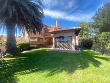 Casa en arriendo mensual en Blanca estela, Concón - 6 dormitorios, 4 baños