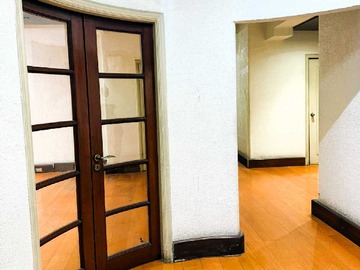 Oficina en arriendo mensual en Oportunidad Ideal para Inversión Comercial (171941), Santiago - 3 baños