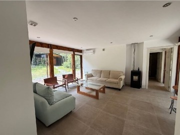 Casa en venta en Sector los nevados planta baja, Pucón - 3 dormitorios, 2 baños