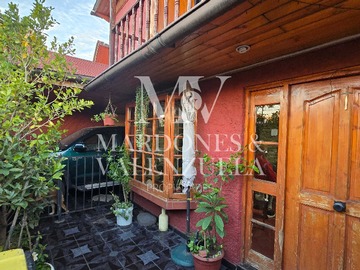 Casa en venta en Venta casa con Piscina, Terraza y Quincho (173813), Maipú - 7 dormitorios, 3 baños