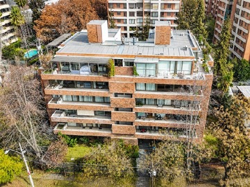 Departamento en venta en Dra Maria Figueroa con Espoz, Vitacura - 4 dormitorios, 5 baños