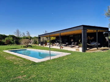 Parcela en venta en Hermosa Parcela en Condominio el Bosque Maria Pinto - 3 dormitorios, 3 baños