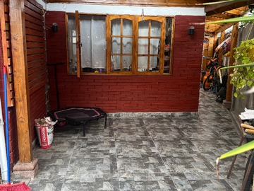 Casa en venta en Avenida Vicuña Mackenna, Peñaflor - 3 dormitorios, 2 baños