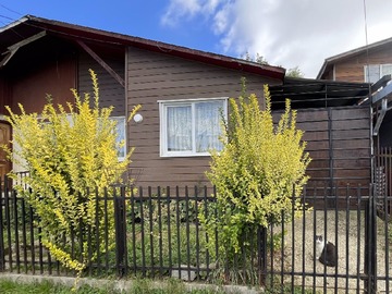 Casa en venta en Pedro Montoya / Picarte, Valdivia - 2 dormitorios, 1 baño