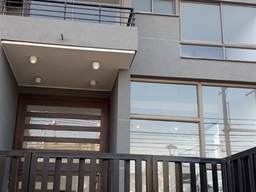 Departamento en arriendo mensual en Fuenzalida Urrejola 490, La Cisterna - 2 dormitorios