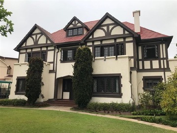 Casa en venta en Los Platanos, Viña del Mar - 6 dormitorios, 6 baños