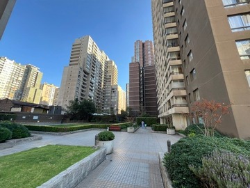 Departamento en arriendo mensual en Argomedo y santa isabel, Santiago - 2 dormitorios, 2 baños