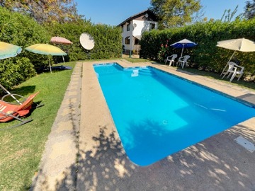 Casa en arriendo mensual en Arancibia 2112, Olmué - 5 dormitorios, 4 baños