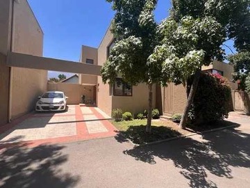 Casa en venta en La Reina Alta, casa linda y funcional (166009), La Reina - 4 dormitorios, 3 baños
