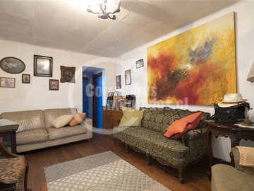 Casa en venta en Casa en Venta en Santa Julia - 4 dormitorios, 2 baños