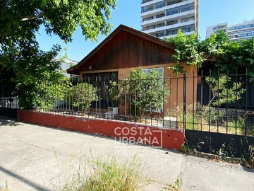 Casa en venta en Macul, Macul - 3 dormitorios, 1 baño