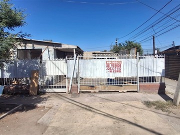 Casa en venta en Pasaje Tres 7659, La Florida - 2 dormitorios, 1 baño