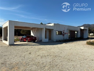 Casa en venta en La vina antigua lt 16 tapihue, Casablanca - 4 dormitorios, 4 baños