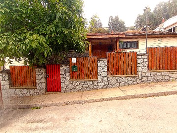 Casa en venta en Casa 4 Dorm - 798 M2 Sup. - Miraflores Bajo / Viña Del Mar, Viña del Mar - 4 dormitorios, 2 baños