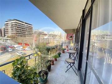 Departamento en venta en Asturias / Apoquindo, Las Condes - 4 dormitorios, 3 baños