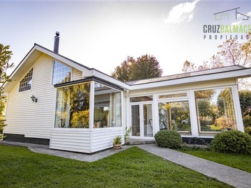 Casa en venta en Chamiza, a pasos de la carretera Austral, Puerto Montt - 4 dormitorios, 2 baños