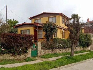 Casa en venta en Pedro de Valdivia 514, Concón - 4 dormitorios, 3 baños