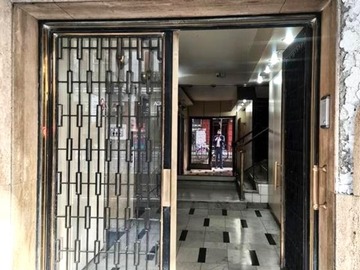 Oficina en arriendo mensual en Mac iver 180, Santiago - 3 dormitorios, 2 baños