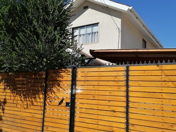 Venta / Casa / Colina