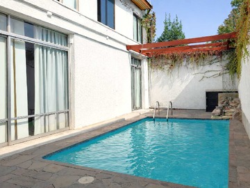 Casa en venta en Venta casa familiar, piscina temperada prov. (182443), Providencia - 5 dormitorios, 5 baños