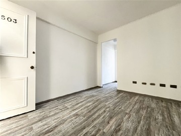Oficina en arriendo mensual en Pení // Balmaceda, La Serena - 1 baño